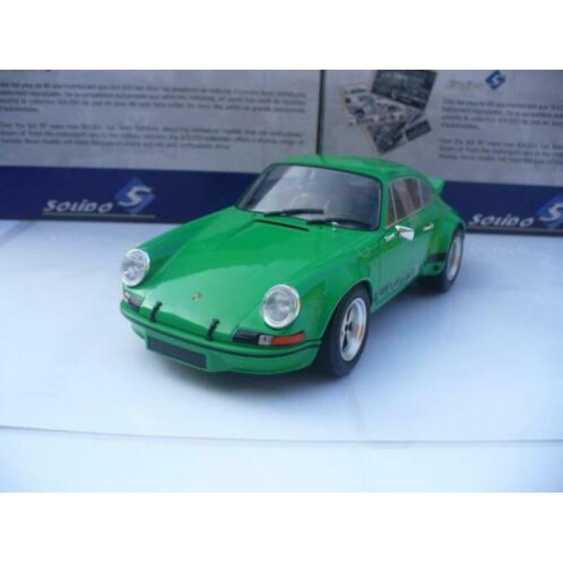 Porsche 911 2.8 RSR Groen Solido 1/18