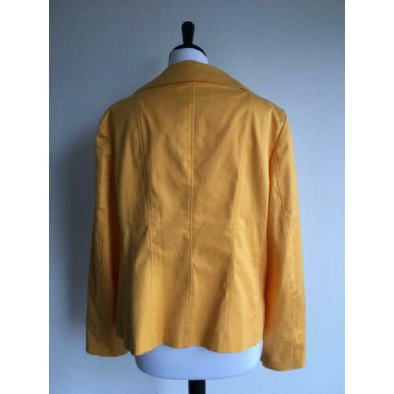 Betty Barclay Blazer (mt: 42)NIEUW 510/3,6