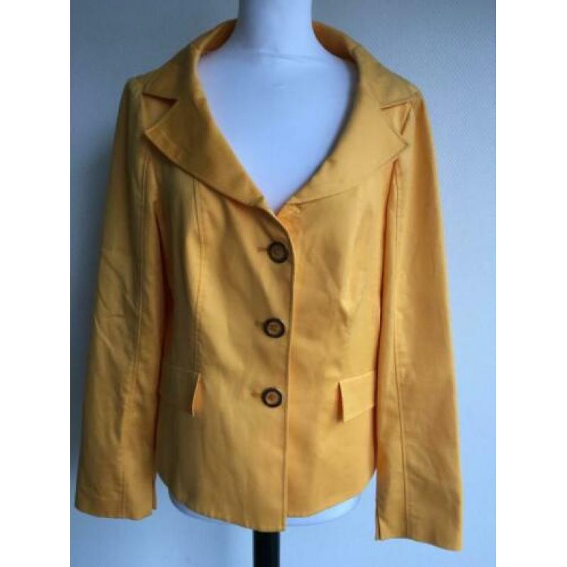 Betty Barclay Blazer (mt: 42)NIEUW 510/3,6