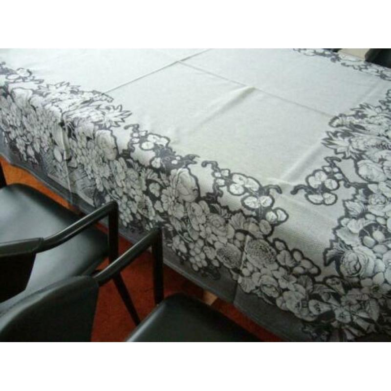 Le Jacquard Francais tafellaken 225 x 160 (nieuw)