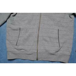 vest Esprit maat 152/158