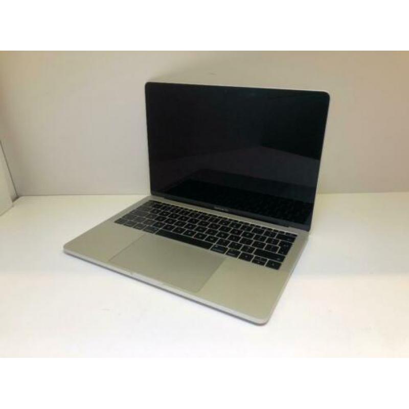 MacBook Pro 13 2016 Zilver i5 #38218