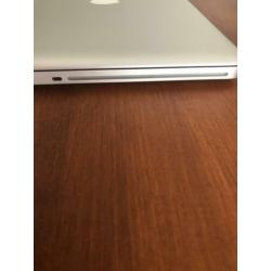 Macbook pro 13 inch late 2011