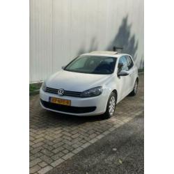 ? VW Golf 1.6 TDI BlueMotion DSG7 ?