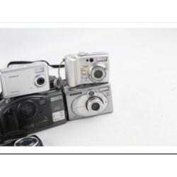 27 vintage camera’s!