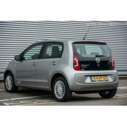 Volkswagen UP! ca 39€ voor 900km!!! NAVI Airco Pano NL AUTO