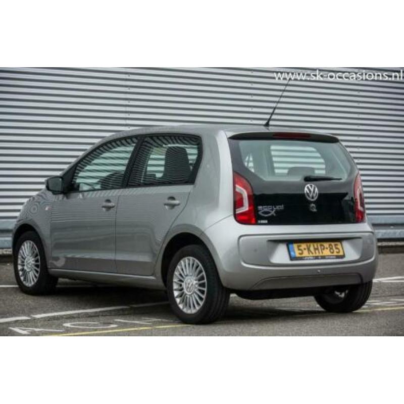 Volkswagen UP! ca 39€ voor 900km!!! NAVI Airco Pano NL AUTO