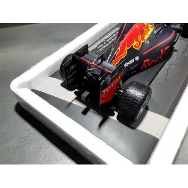 Edition 20 Max Verstappen 1/18 GP Brasil 3rd 2016 Minichamps