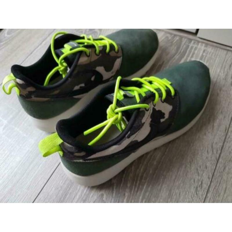 Nike Roshe Run sneakers maat 36.5