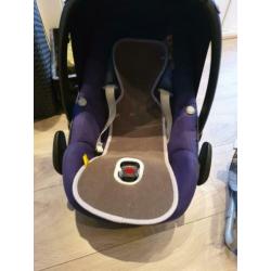 Twee maxi cosi Pebble nieuwstaat