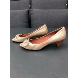 Carmens leren peeptoe pumps maat 40