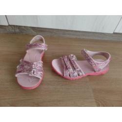 Teva sandalen maat 32