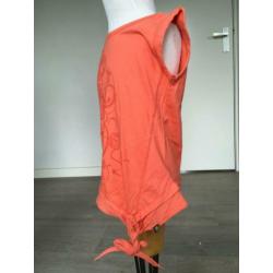 LCKR shirt donker oranje zeer netjes mt 104 D4