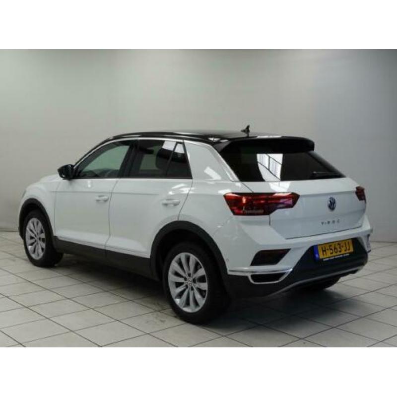 Volkswagen T-Roc 1.5 TSI Style Business Navigatie ClimateCon