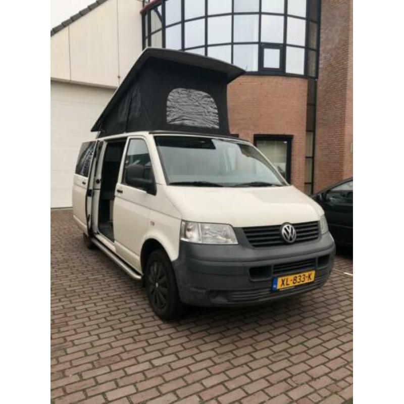 camperbus vw t5 met nieuwe camper ombouw 4 slaapplaatsen nw