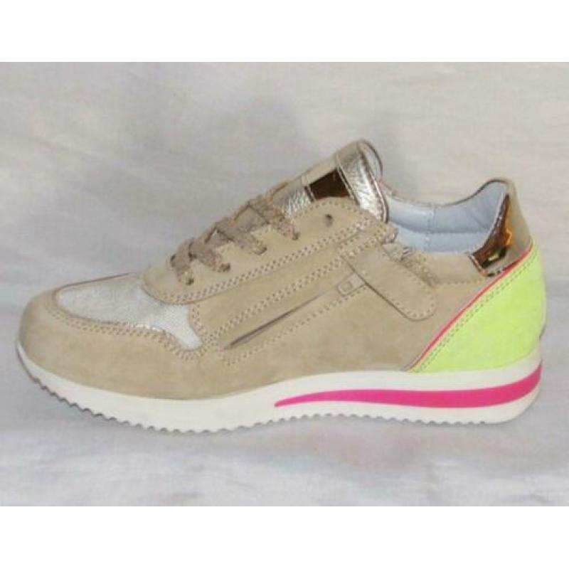 HIP maat 31 lerensneaker/rits goud/beige - gratis verzenden