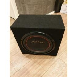 Pioneer subwoofer + signat fury 400 versterker