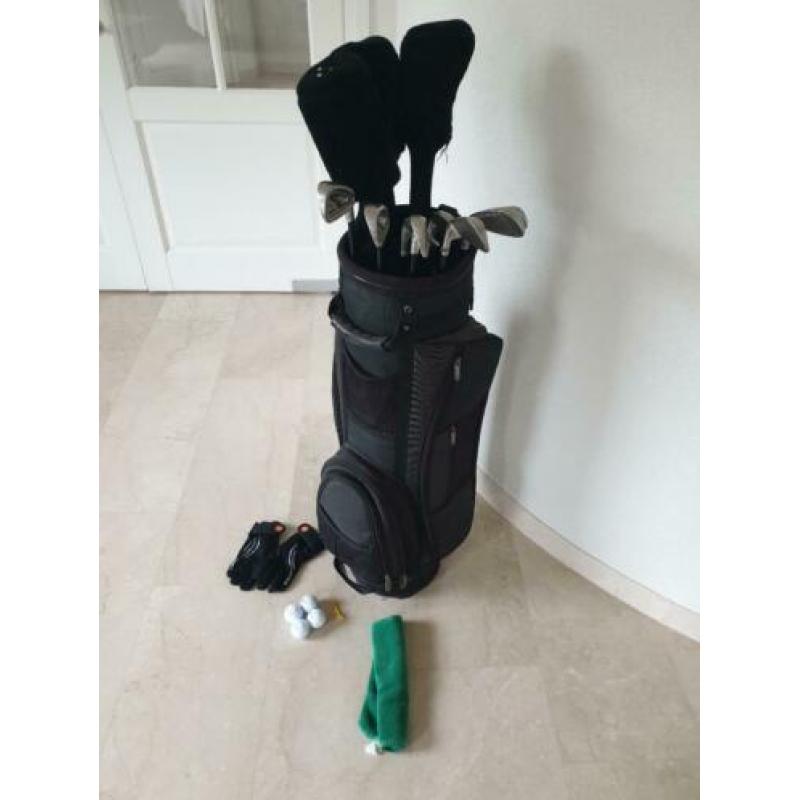 Complete beginner golfset incl tas, handschoenen en 4 ballen