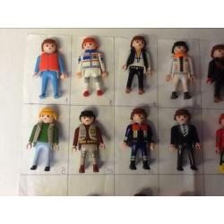 1F: diverse poppetjes van playmobil