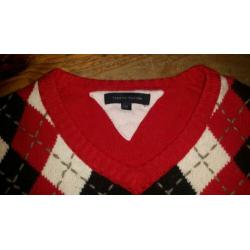 Prachtig Merk vest Tommy Hilfiger maat 140