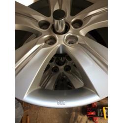 Zeer mooie set kia sportage velgen 17 inch 5 X 114,3