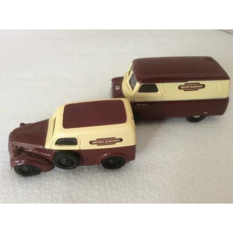 Corgi: Ford Popular Van & Bedford CA Van 1:43