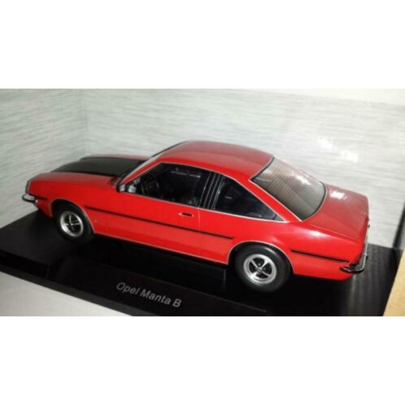 MCG 1:18 Opel Manta B SR 1975 rood/matt zwart nieuw in doos