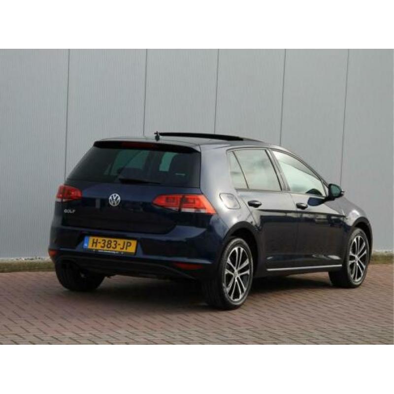 Volkswagen Golf 1.4 TSI 140PK Highline / PANO D € 15.495,00