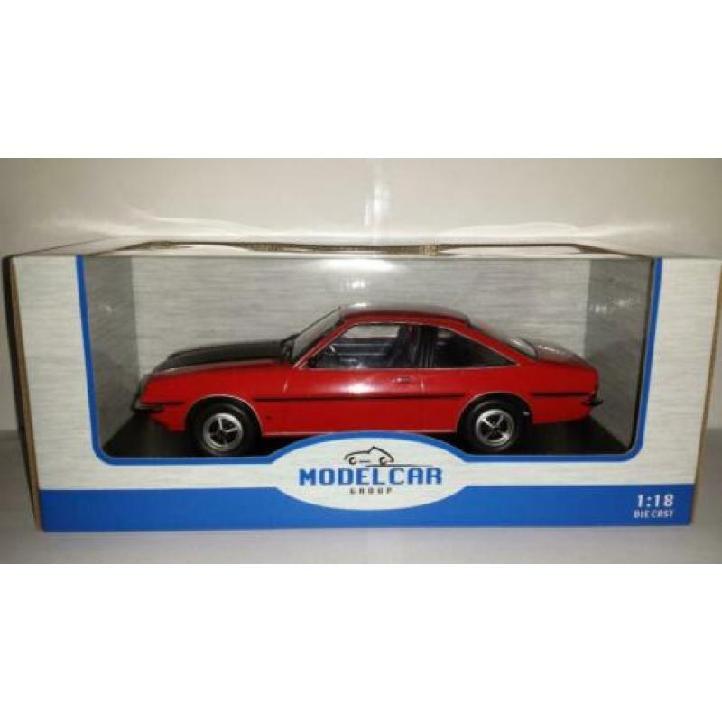 MCG 1:18 Opel Manta B SR 1975 rood/matt zwart nieuw in doos