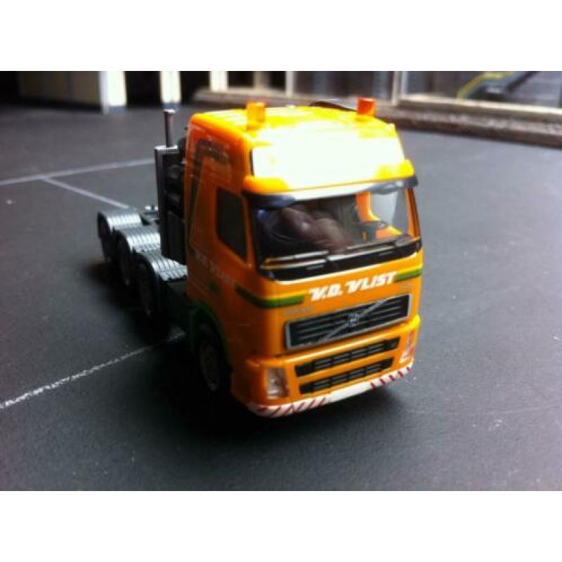 Herpa zwaar Transport v.d Vlist Volvo 4 asser Truck