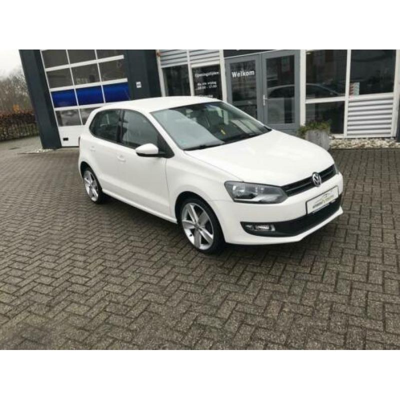 Volkswagen Polo 1.2 TSI Sportline. Zeer mooie wagen. Nw APK.