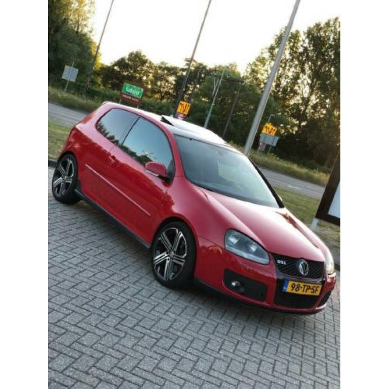 Volkswagen Golf 2.0 GTI NEDERLANDSE AUTO/VOL OPTIES!