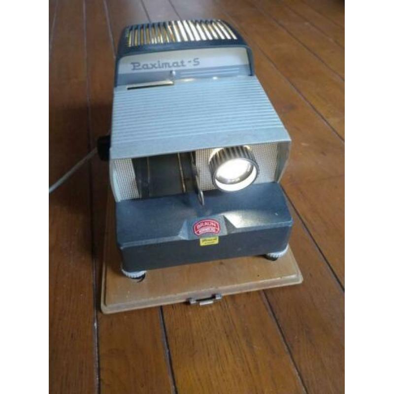 Braun Paximat - S dia projector