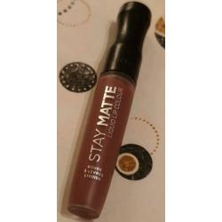 Rimmel Stay Matte lipstick 860 urban affair