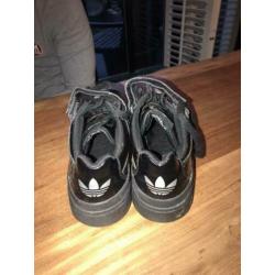 Adidas sneaker mannen 42 2/3