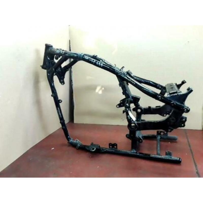 C800 2001 - 2010 Suzuki Frame D1-32580