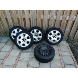 VW winter banden en velgen 16 inch