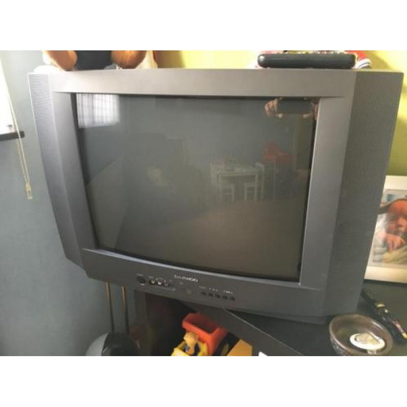 TV 21 inch