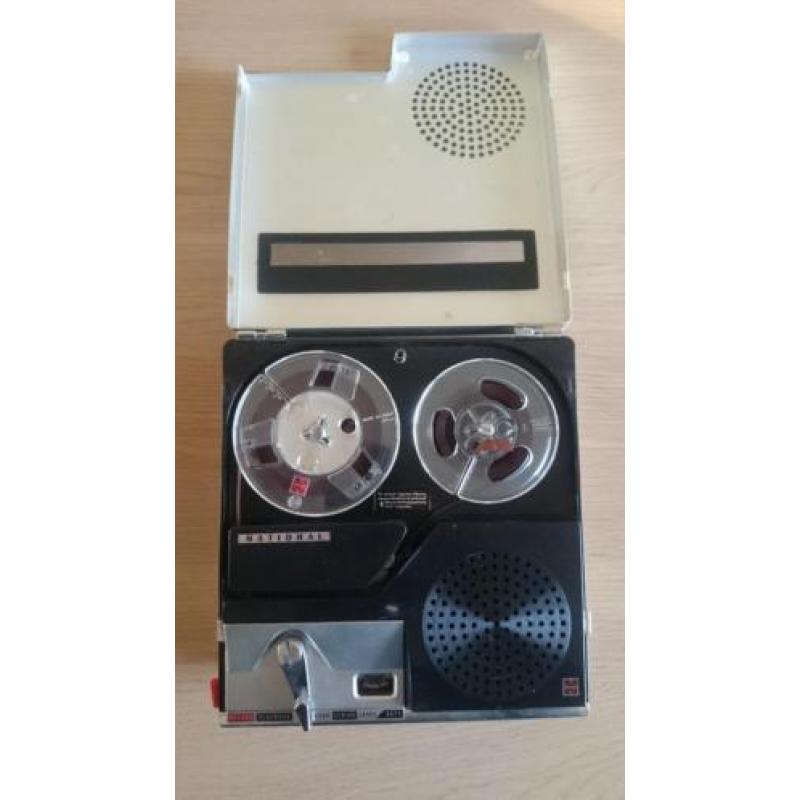 National Transistor Tape Recorder Bandspeler