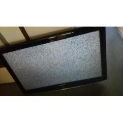 Tv LCD Samsung 37 inch met defect sneeuwt wel