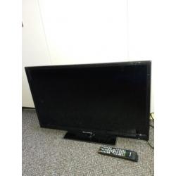 Defecte Salora LED TV 29 Inch met gebroken scherm