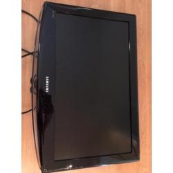 Samsung 24 inch (66cm) met wandbeugel