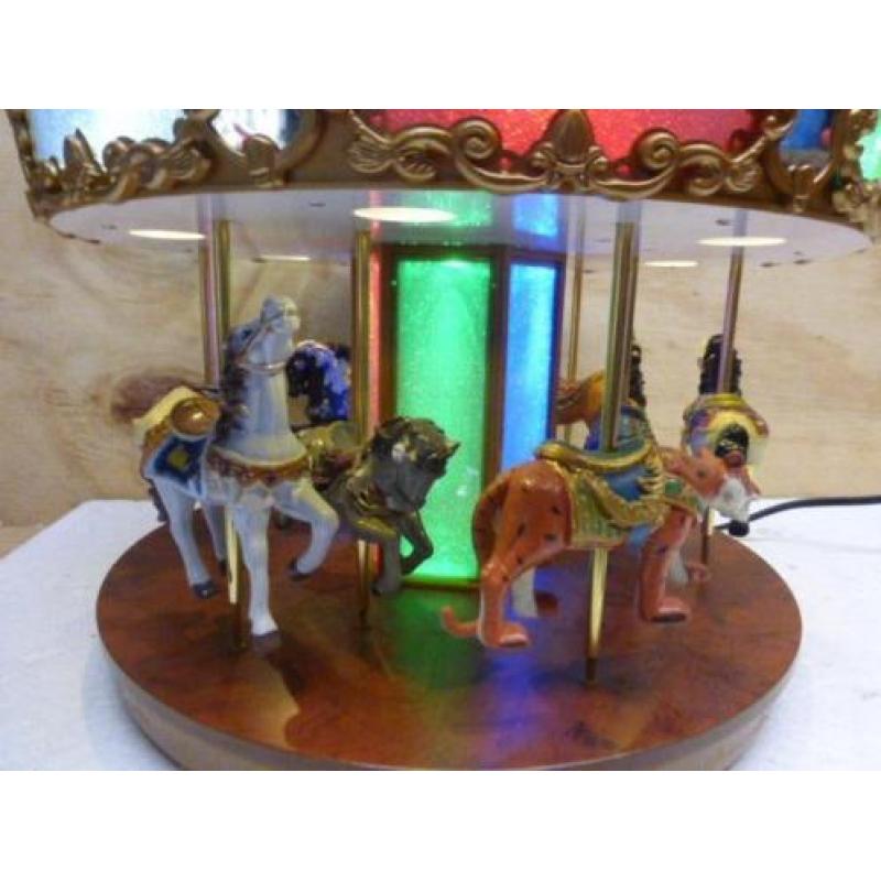 Mr Christmas Carousel draaimolen kermis lemax kerstdorp