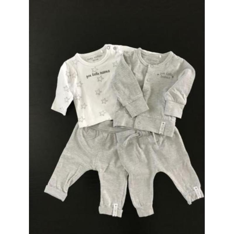 New Born kleding (unisex/jongen)maat 50 - eenmalig gewassen